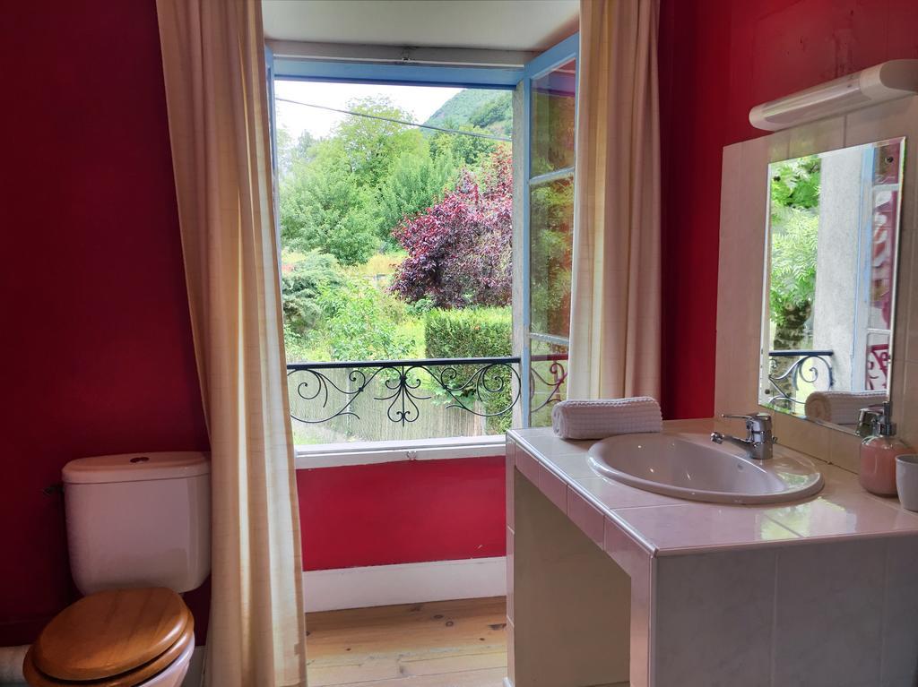 مبيت وإفطار Montauban-de-Luchon Papilio المظهر الخارجي الصورة