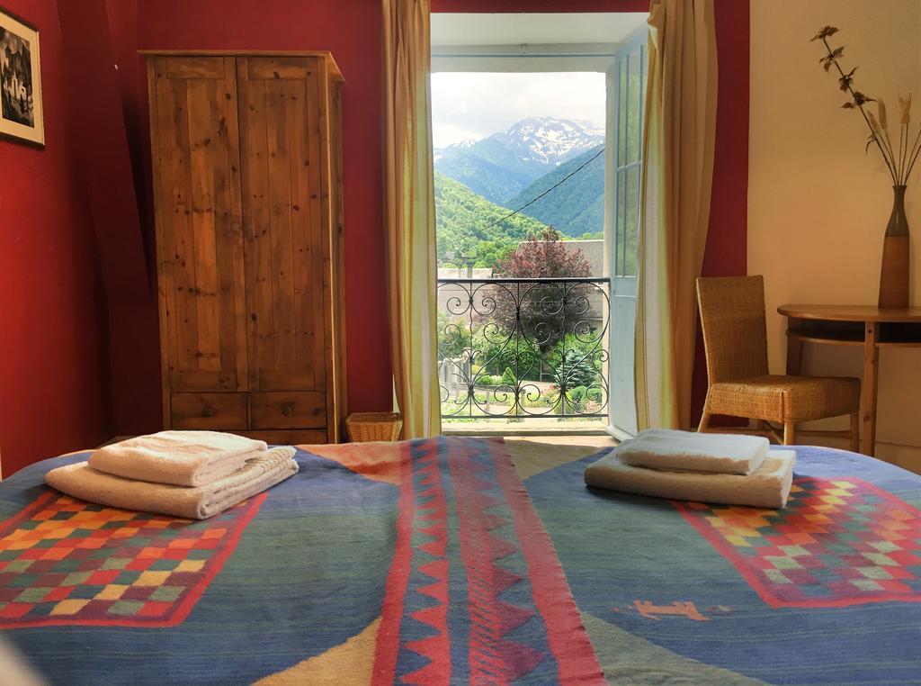 مبيت وإفطار Montauban-de-Luchon Papilio المظهر الخارجي الصورة