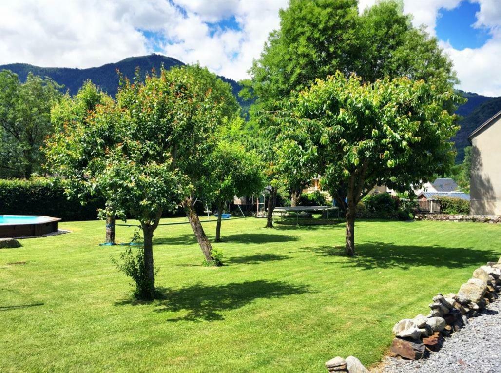 مبيت وإفطار Montauban-de-Luchon Papilio المظهر الخارجي الصورة